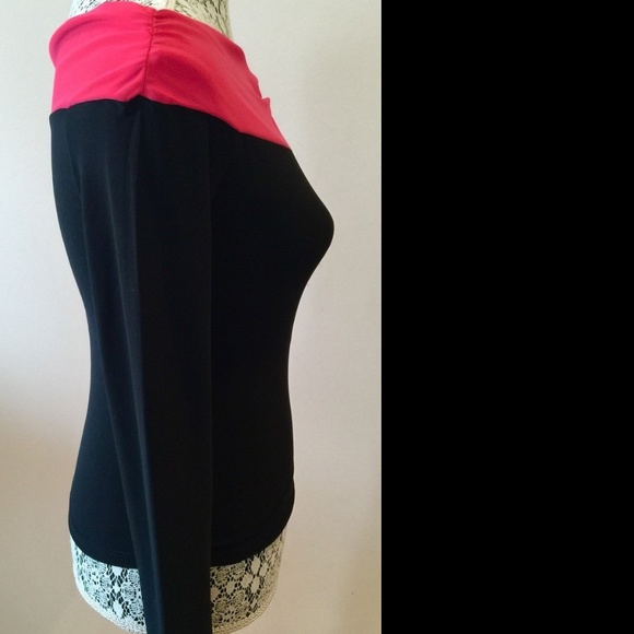 MUZZANGHEE BLACK & PINK BROOCH BUCKLE TOP BLOUSE S - Picture 6 of 6